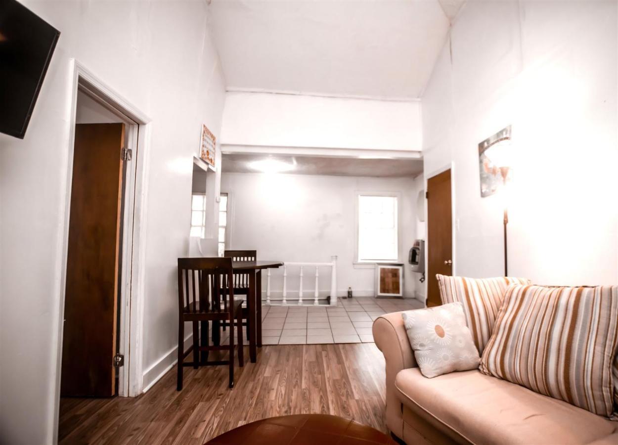 Historic Hill Apt1 Tuskegee ภายนอก รูปภาพ